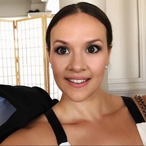 Meet your Posher, Jacqueline